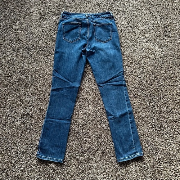 The Limited Women's Medium Wash Straight Leg Blue Jeans 10R - Picture 7 of 8